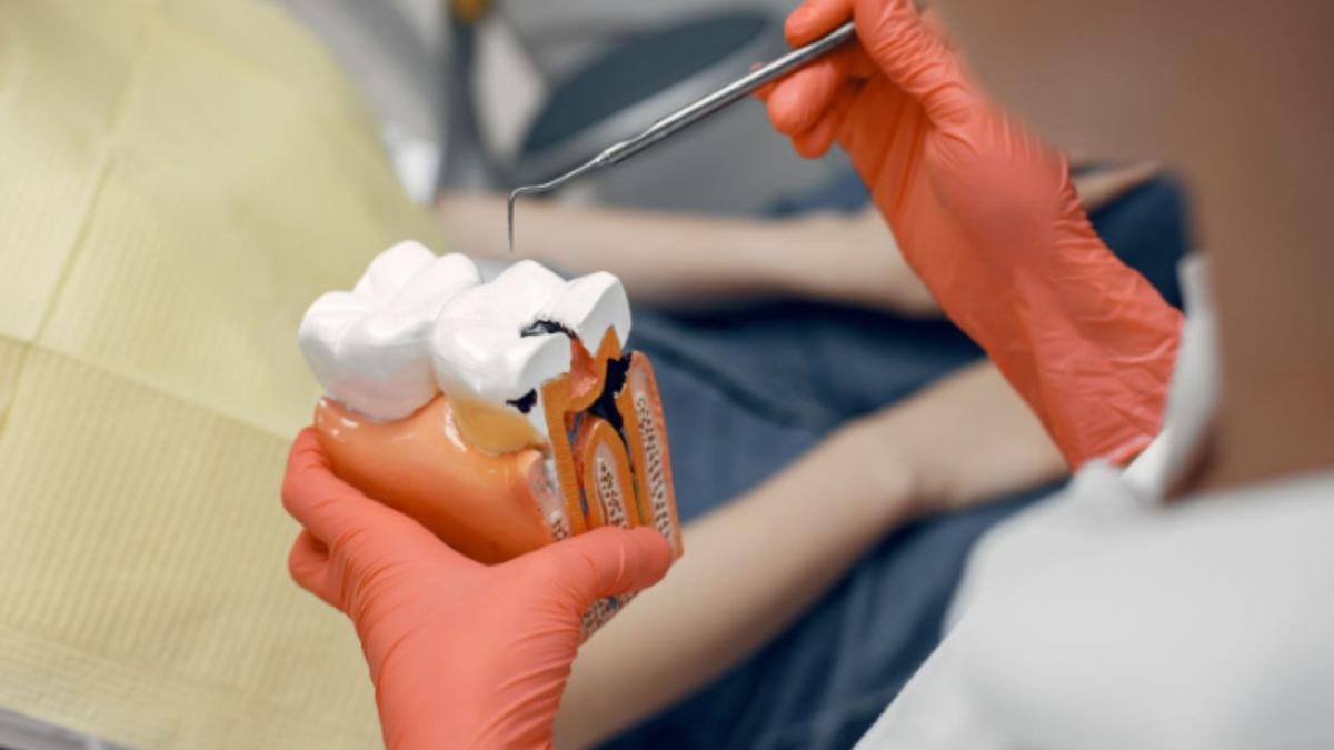 Endodonția: ce este și de ce este esențială pentru sănătatea dentară