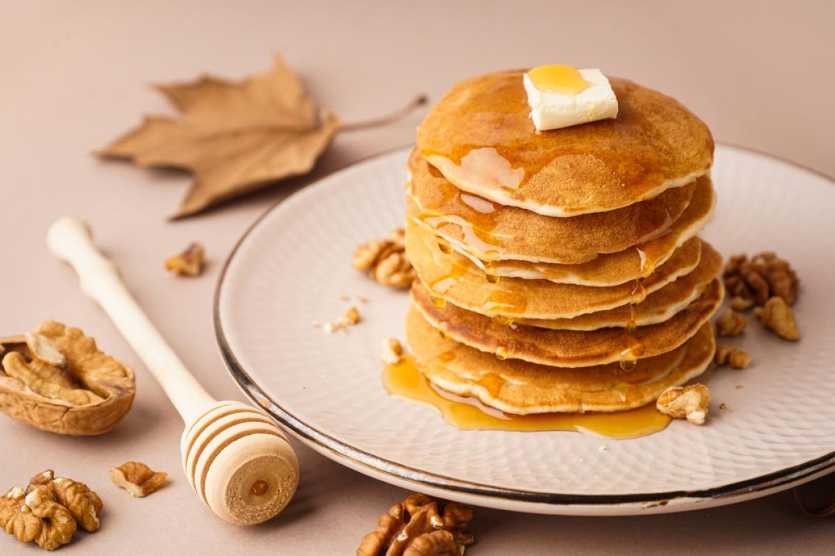 Rețetă de clătite pufoase: 4 variante delicioase de pancakes