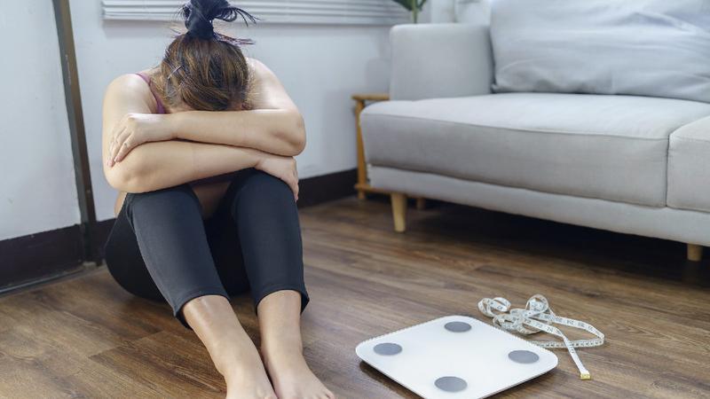 De ce este atât de greu să menții greutatea după ce ai slăbit. Rolul creierului în lupta cu kilogramele