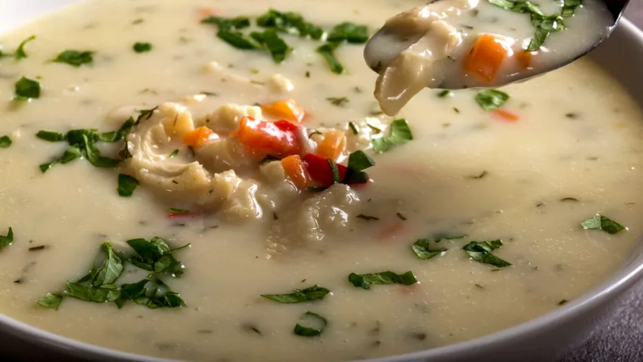 Rețeta clasică de ciorbă de burtă pentru Revelion. Gust autentic, păstrat din generație în generație