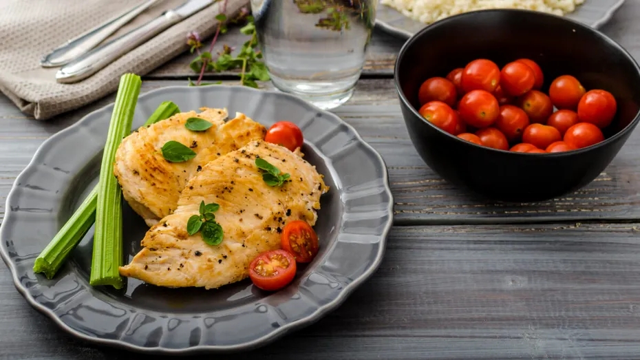 De ce ordinea în care mănânci poate influența slăbitul și cum funcționează