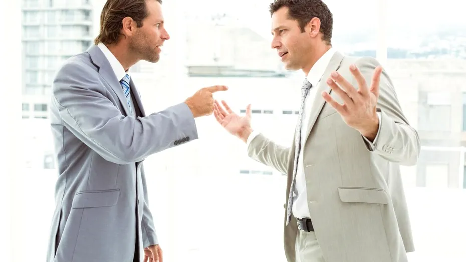 Orele lungi la birou și nopțile nedormite îți pot afecta sănătatea — de ce somnul trebuie pus pe primul loc